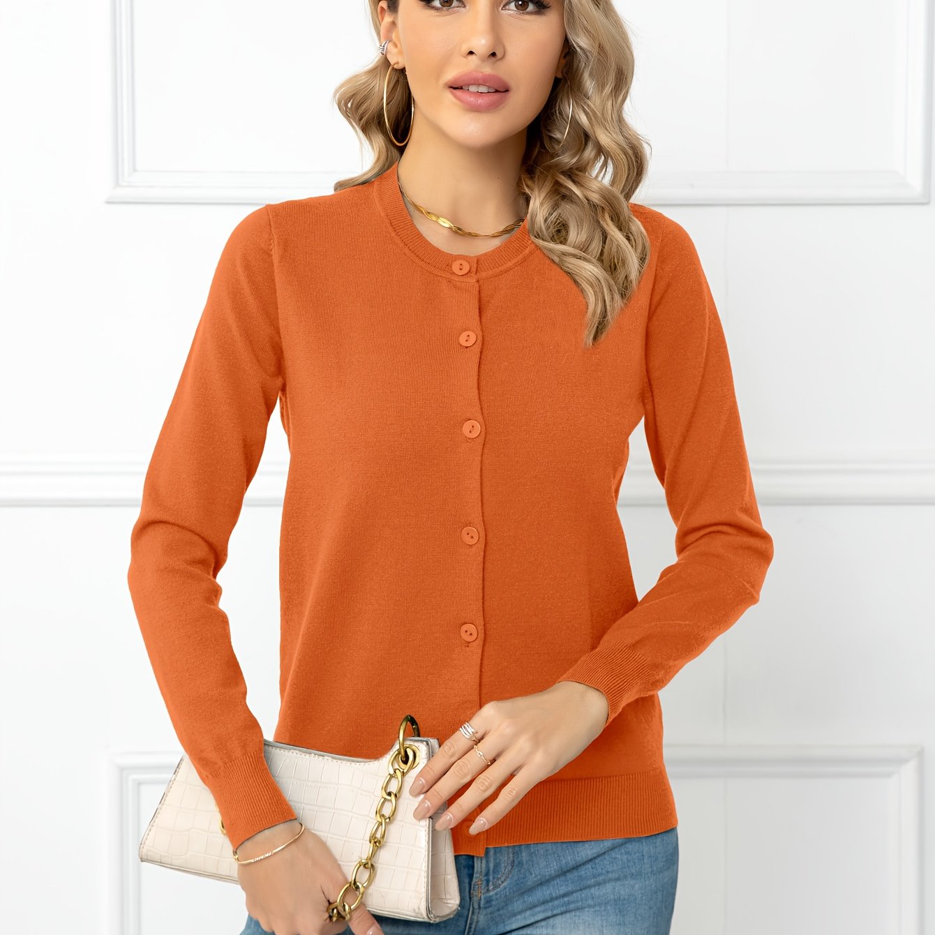 Suzan | Effen Trui Met Ronde Hals En Knoopdetail