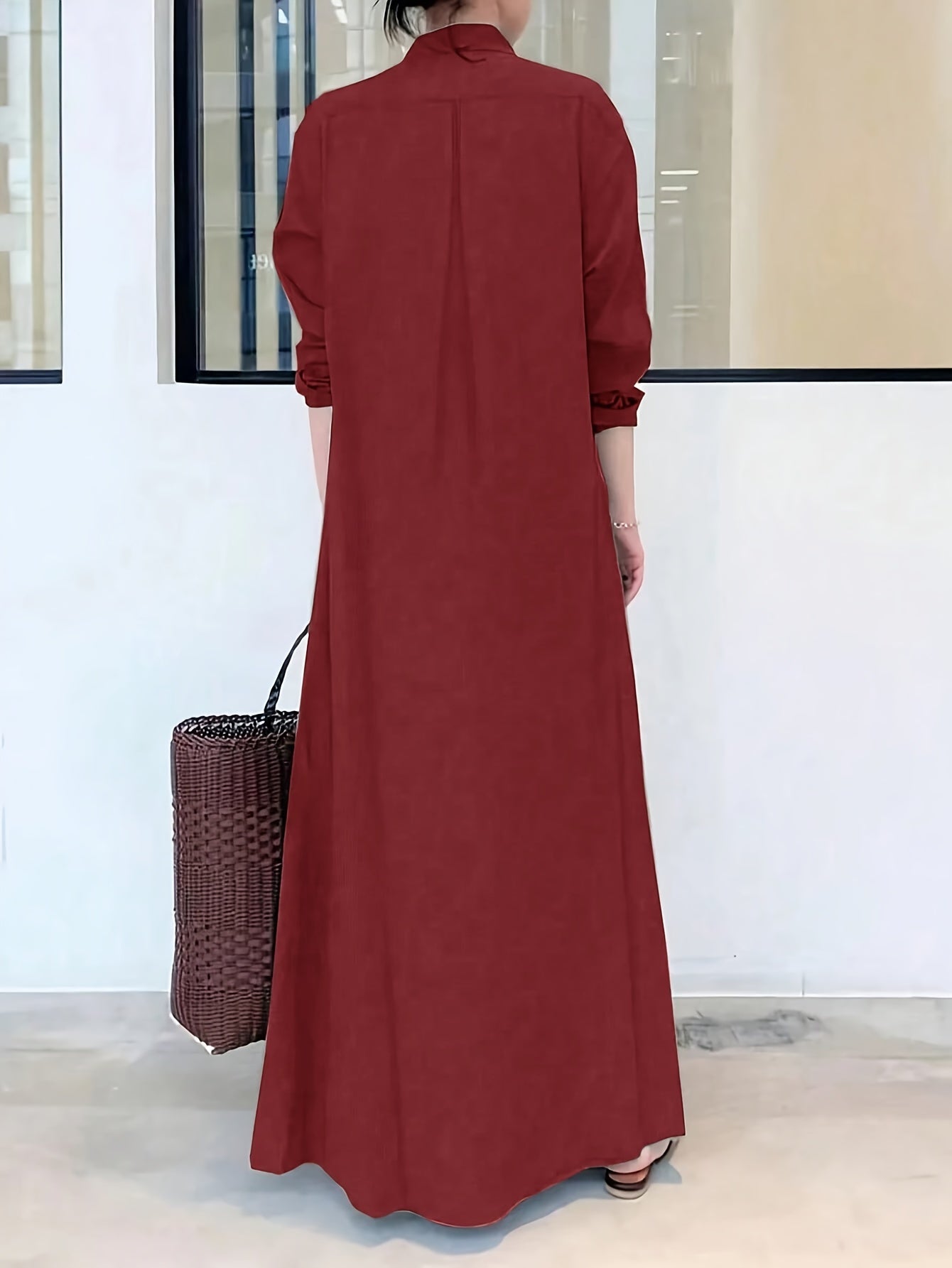delia | Elegante Maxi Jurk Met Knoopsluiting En Losvallend Design